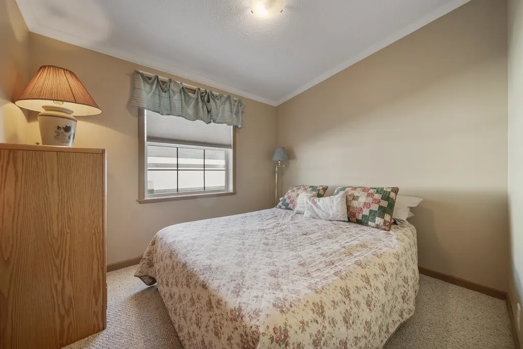 25 Serenity Way Manchester NH 03104