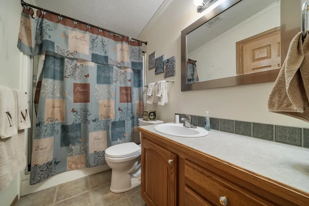 25 Serenity Way Manchester NH 03104