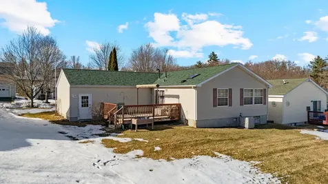 25 Serenity Way Manchester NH 03104