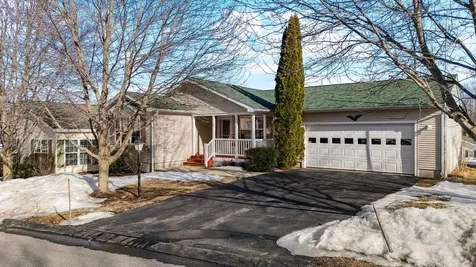 25 Serenity Way Manchester NH 03104