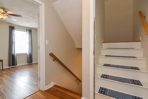 27 Seaver Brook Lane Plaistow NH 03865