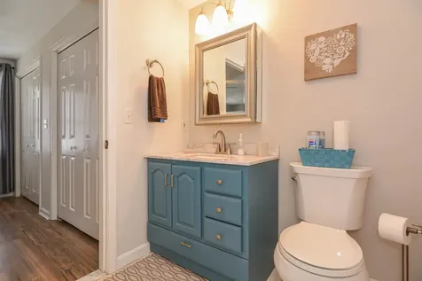 27 Seaver Brook Lane Plaistow NH 03865