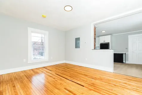 1 Charter Street Exeter NH 03833