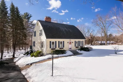 134 Kensington Road Hampton Falls NH 03844