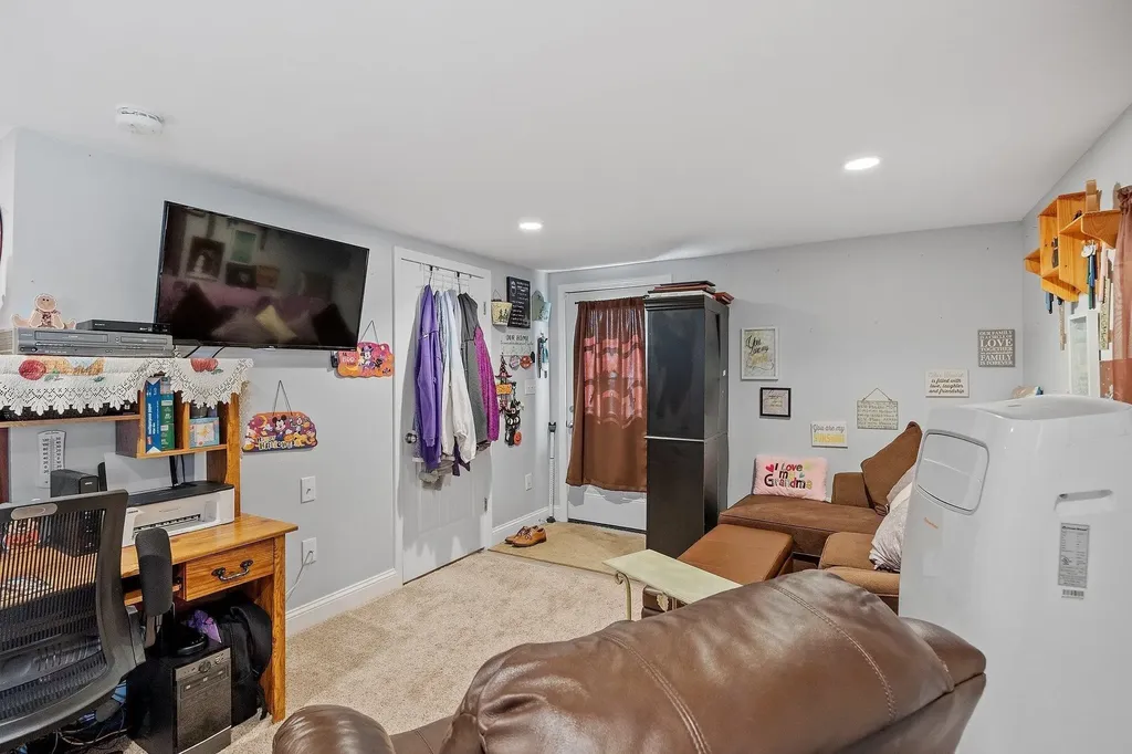 45 Hanson Street Rochester NH 03867