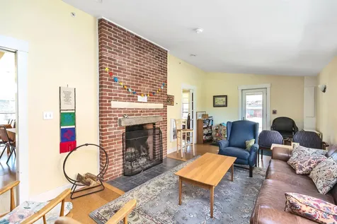 91 Steele Road Peterborough NH 03458