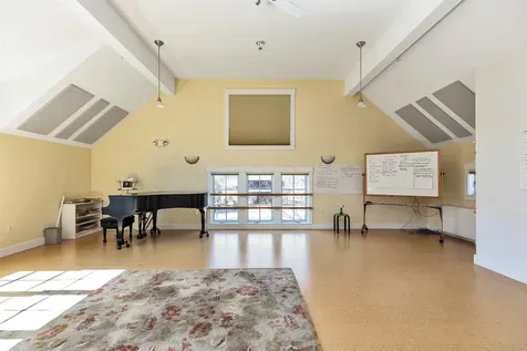 91 Steele Road Peterborough NH 03458