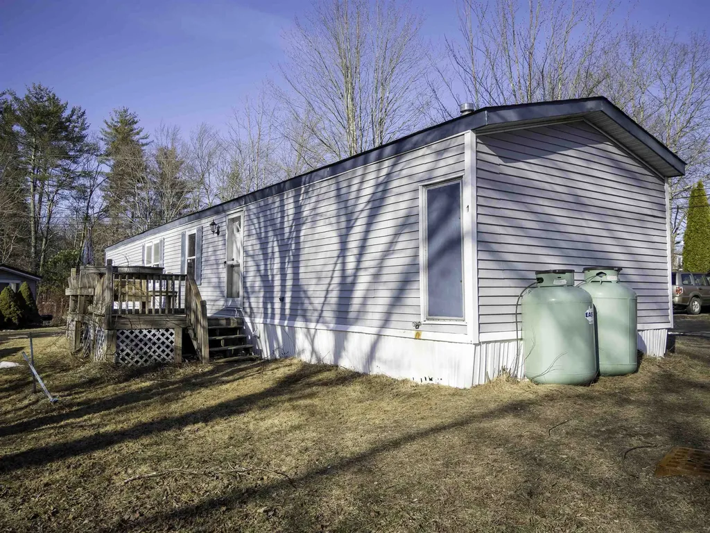 2 Peach Street Exeter NH 03833