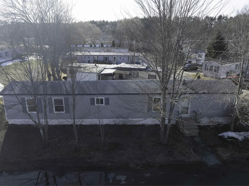 2 Peach Street Exeter NH 03833