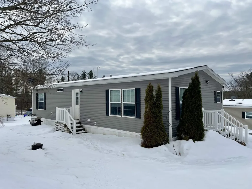 7 Primrose Drive Tilton NH 03276
