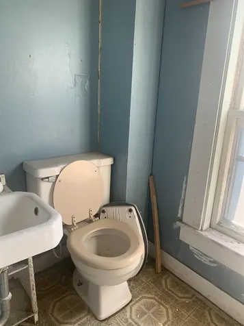 47 Hanson Street Rochester NH 03867