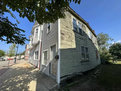 47 Hanson Street Rochester NH 03867