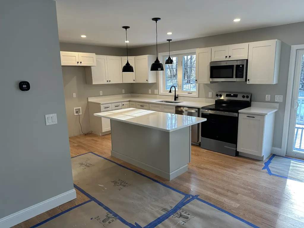 7 Raymond Road Boscawen NH 03303