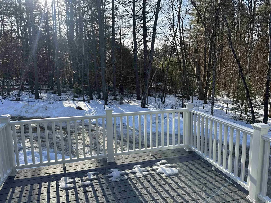 7 Raymond Road Boscawen NH 03303