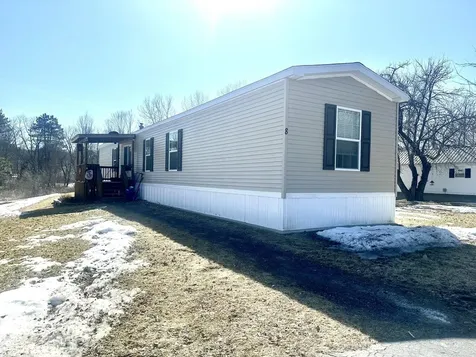 8 Woodland Park Troy NH 03465