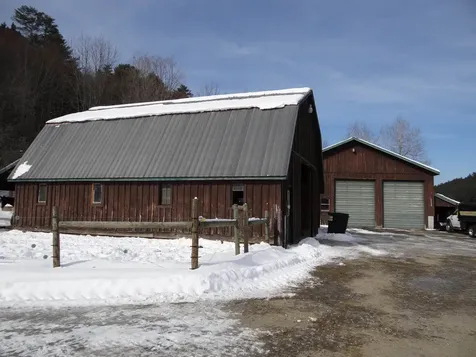 31 Palmer Road Chester VT 05143