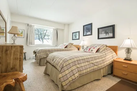 137 East Mountain Road Killington VT 05751