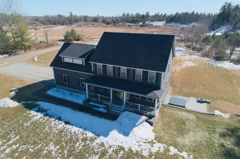 435 Wadleigh Falls Road Newmarket NH 03857