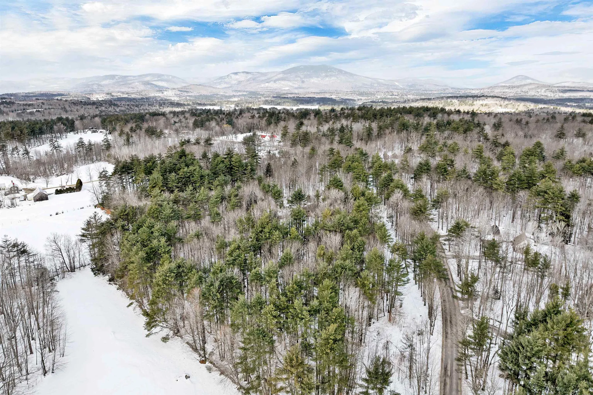 57 Mason Road Sandwich NH 03227