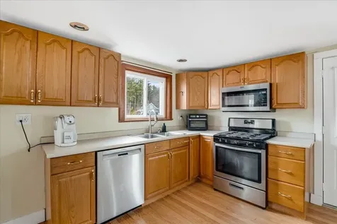 75 Snow Street Concord NH 03303