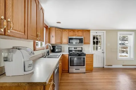 75 Snow Street Concord NH 03303