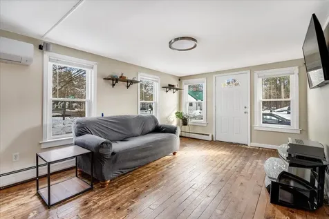75 Snow Street Concord NH 03303
