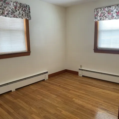 27 Midway Park Somersworth NH 03878