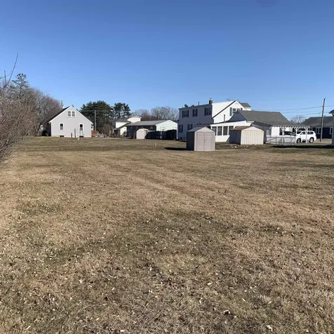 27 Midway Park Somersworth NH 03878