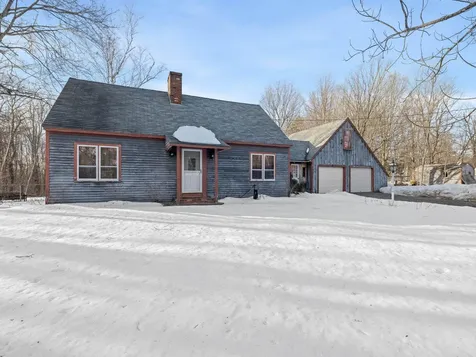 14 Coons Point Road Belmont NH 03220