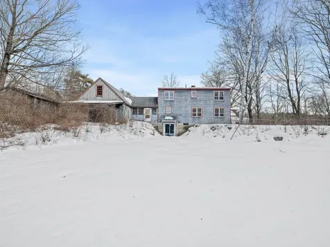 14 Coons Point Road Belmont NH 03220