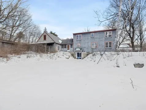 14 Coons Point Road Belmont NH 03220