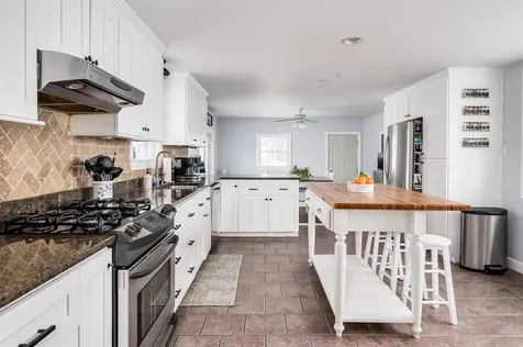 34 Massachusetts Avenue Laconia NH 03246