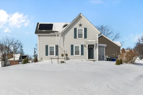 1042 Somerville Street Manchester NH 03103