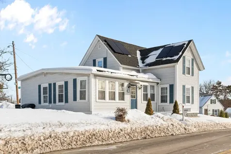 1042 Somerville Street Manchester NH 03103