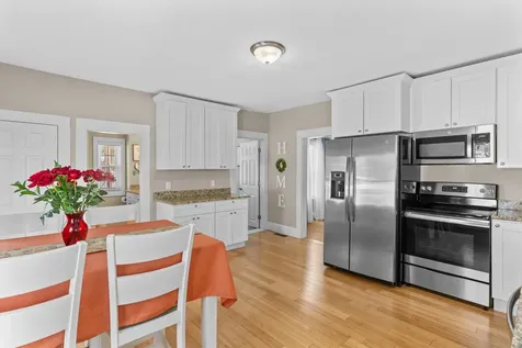 1042 Somerville Street Manchester NH 03103
