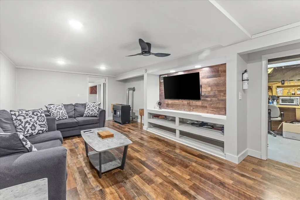 9 Woodcrest Circle Milton VT 05468