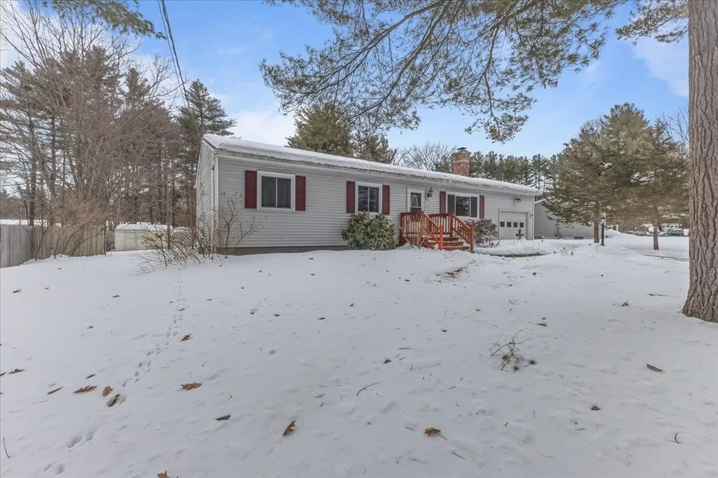 9 Woodcrest Circle Milton VT 05468