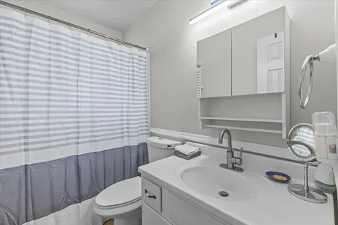 9 Woodcrest Circle Milton VT 05468