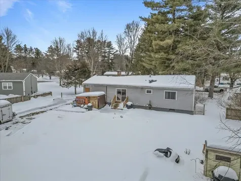 9 Woodcrest Circle Milton VT 05468
