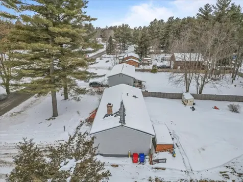 9 Woodcrest Circle Milton VT 05468