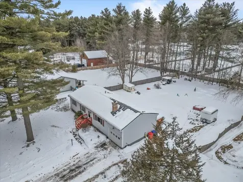 9 Woodcrest Circle Milton VT 05468