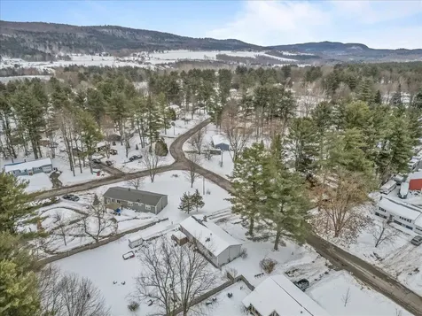 9 Woodcrest Circle Milton VT 05468