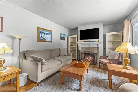 9 Woodcrest Circle Milton VT 05468