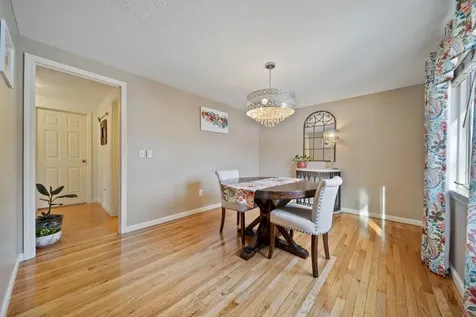 10 East Meadow Way Manchester NH 03109