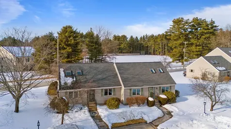 10 East Meadow Way Manchester NH 03109