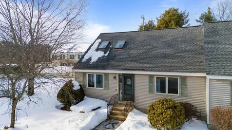 10 East Meadow Way Manchester NH 03109
