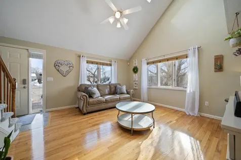 10 East Meadow Way Manchester NH 03109