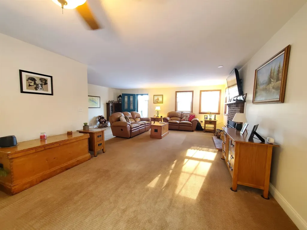 23 Evenchance Road Enfield NH 03748