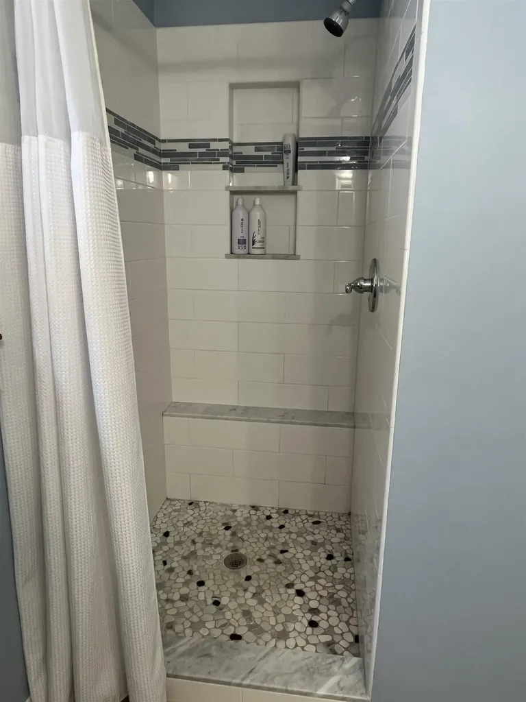 23 Evenchance Road Enfield NH 03748