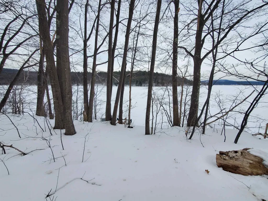 23 Evenchance Road Enfield NH 03748